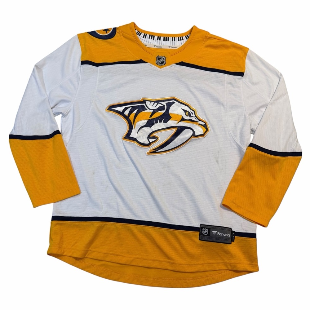 Nashville Predators Fanatics NHL Hockey Jersey White Gold Men’s Large L